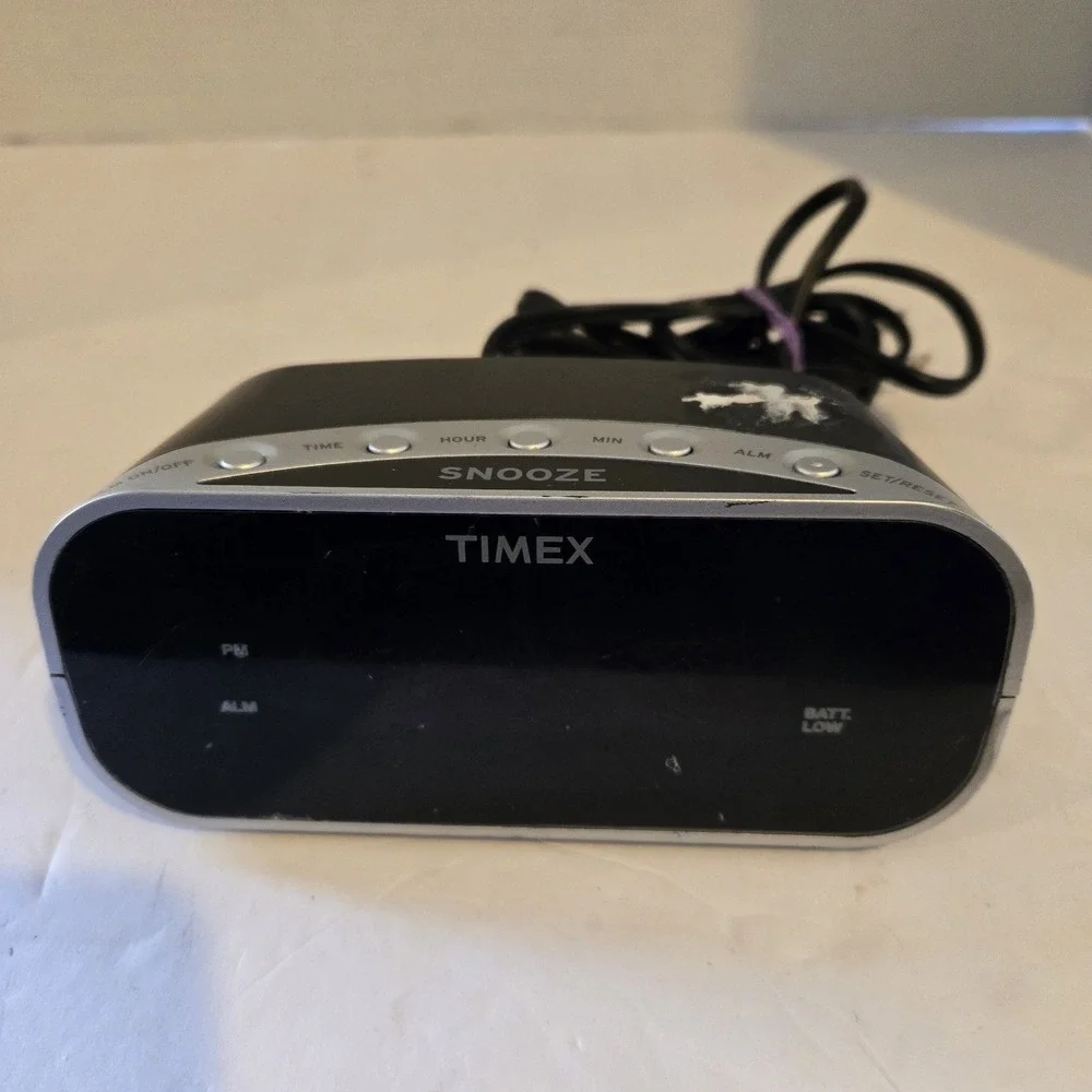 Timex - T121 - Black‎ Alarm Clock with Red Display 5.5